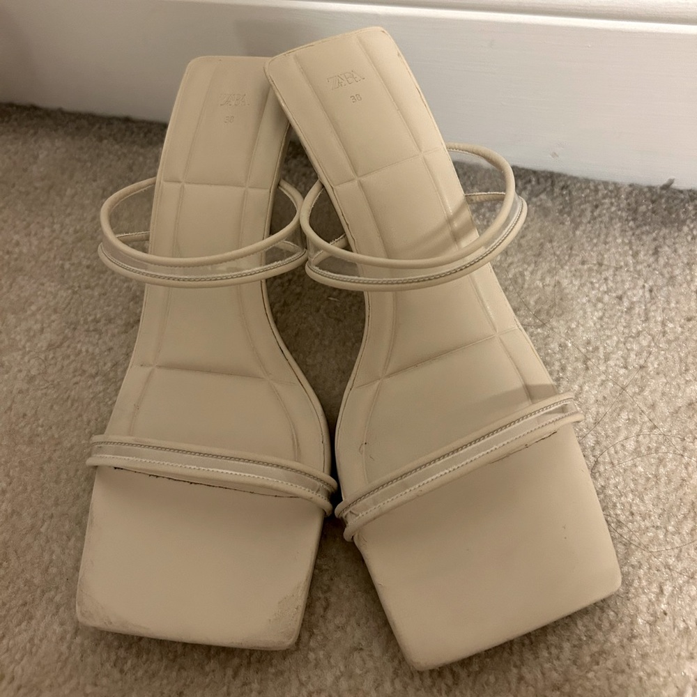ZARA OFF WHITE HIGH HEELS